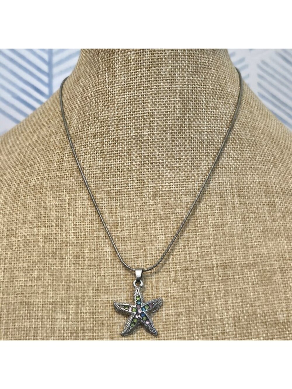 Pastel Rainbow Rhinestone Inlay Silver Tone Starfish Pendant 18" Necklace